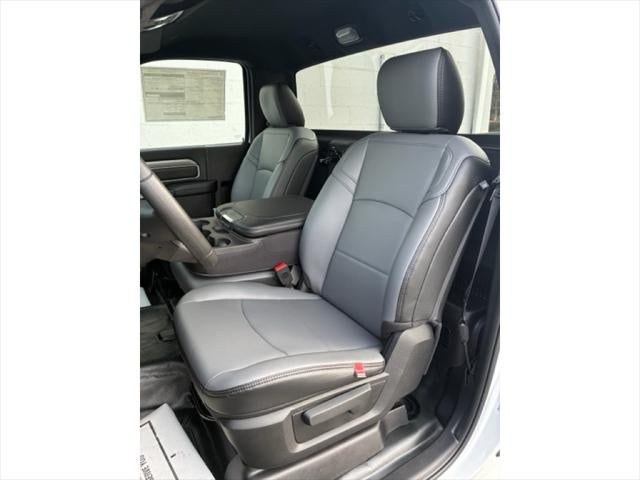 2026 RAM Ram 2500 RAM 2500 TRADESMAN REGULAR CAB 4X4 8' BOX