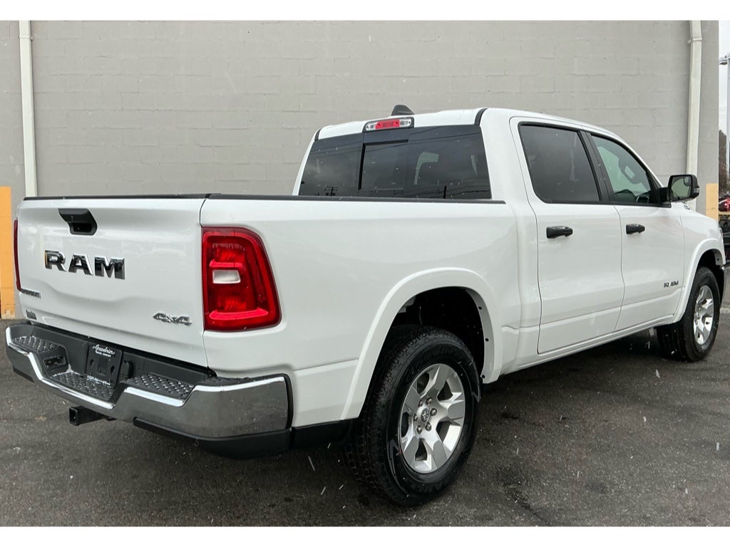 2025 RAM Ram 1500 RAM 1500 BIG HORN CREW CAB 4X4 5'7' BOX