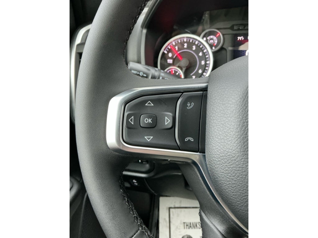 2025 RAM Ram 1500 RAM 1500 BIG HORN CREW CAB 4X4 5'7' BOX