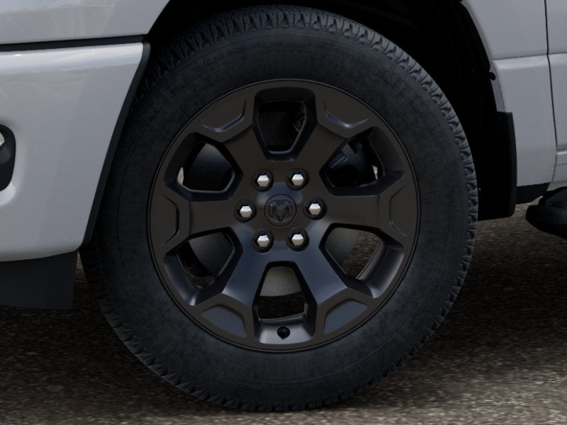 2026 RAM Ram 1500 EXPRESS CREW CAB 4X4 5'7' BOX