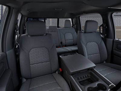 2026 RAM Ram 1500 EXPRESS CREW CAB 4X4 5'7' BOX