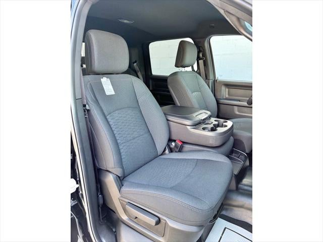 2026 RAM Ram 2500 BLACK EXPRESS CREW CAB 4X4 6'4' BOX