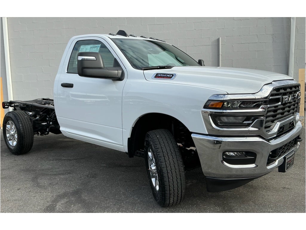 2026 RAM Ram 3500 Chassis Cab RAM 3500 TRADESMAN CHASSIS REGULAR CAB 4X4 60' CA