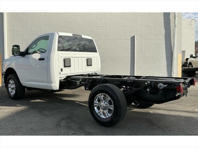 2026 RAM Ram 3500 Chassis Cab RAM 3500 TRADESMAN CHASSIS REGULAR CAB 4X4 60' CA