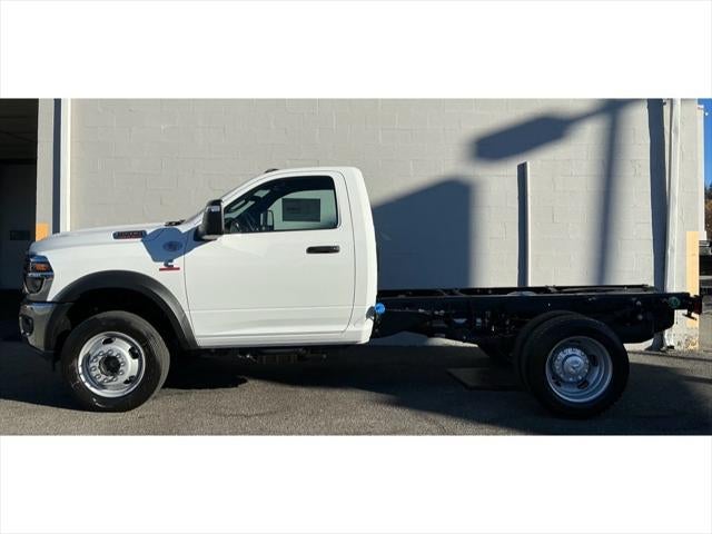 2026 RAM Ram 5500 Chassis Cab RAM 5500 TRADESMAN CHASSIS REGULAR CAB 4X4 60' CA