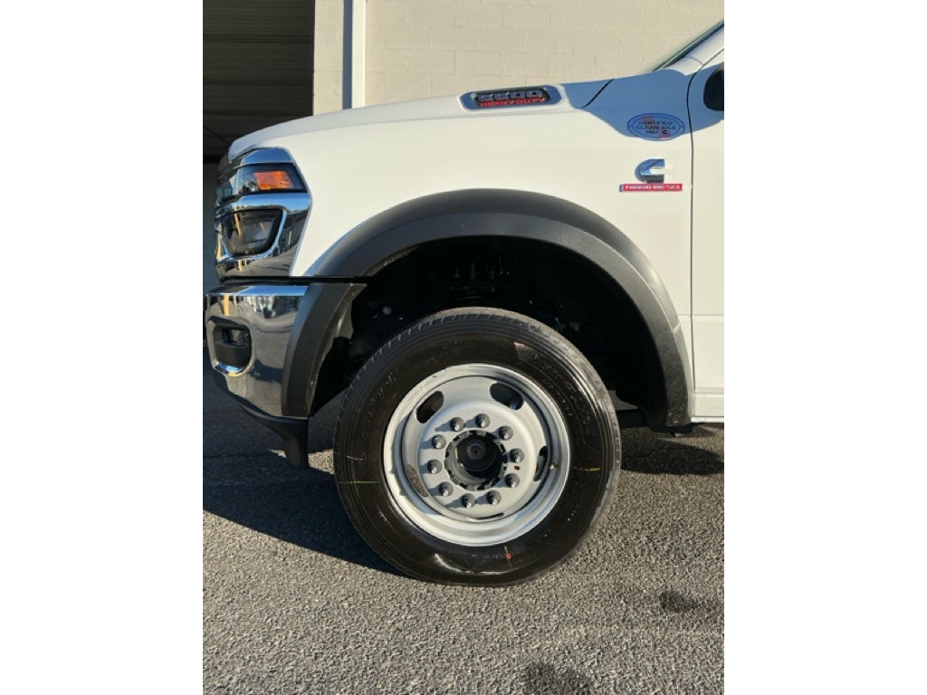 2026 RAM Ram 5500 Chassis Cab RAM 5500 TRADESMAN CHASSIS CREW CAB 4X4 60' CA