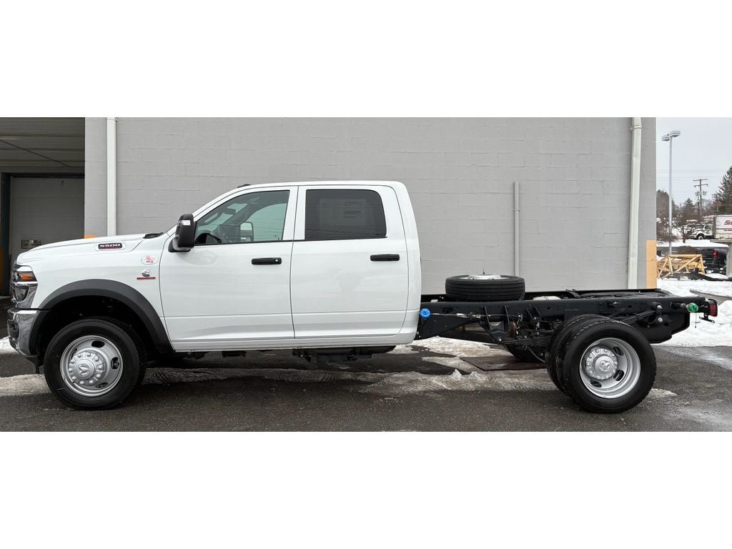 2026 RAM Ram 5500 Chassis Cab RAM 5500 TRADESMAN CHASSIS CREW CAB 4X4 60' CA