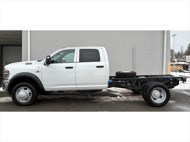 2026 RAM Ram 5500 Chassis Cab RAM 5500 TRADESMAN CHASSIS CREW CAB 4X4 60' CA