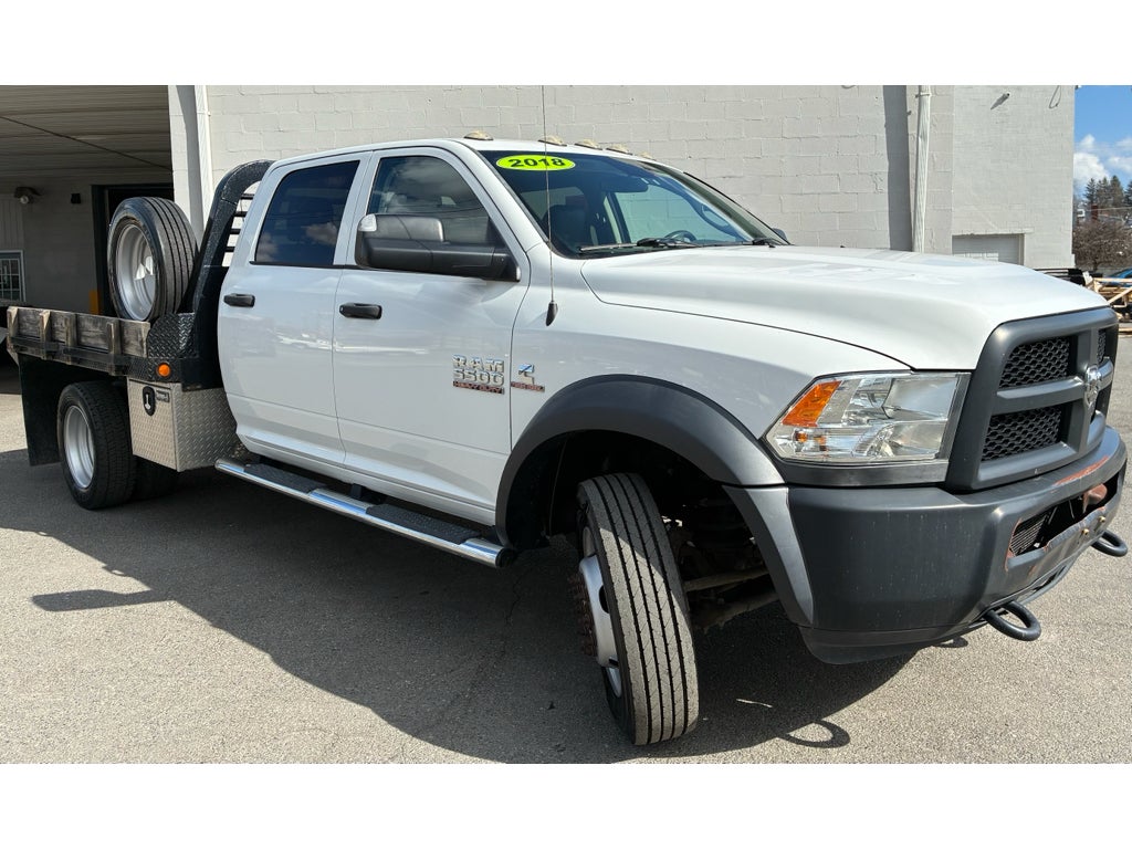 2018 RAM 5500 Chassis Tradesman/SLT/Laramie