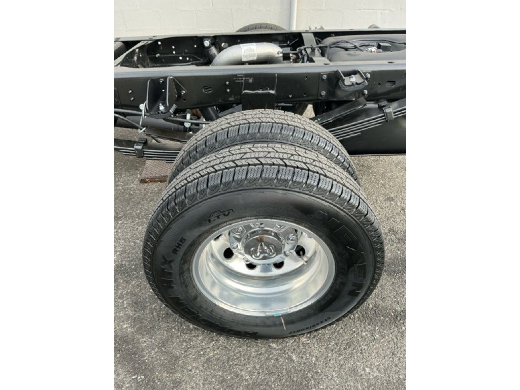 2026 RAM Ram 3500 Chassis Cab RAM 3500 TRADESMAN CREW CAB CHASSIS 4X4 60' CA