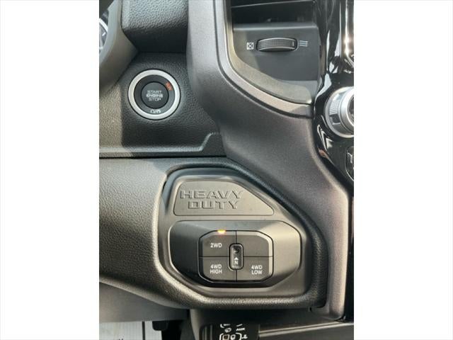 2026 RAM Ram 3500 Chassis Cab RAM 3500 TRADESMAN CREW CAB CHASSIS 4X4 60' CA