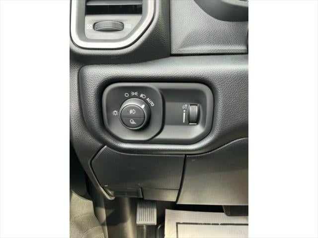 2026 RAM Ram 3500 Chassis Cab RAM 3500 TRADESMAN CREW CAB CHASSIS 4X4 60' CA