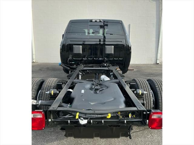 2026 RAM Ram 3500 Chassis Cab RAM 3500 TRADESMAN CREW CAB CHASSIS 4X4 60' CA