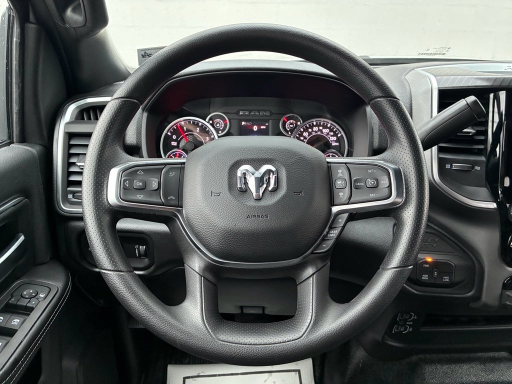 2026 RAM Ram 3500 Chassis Cab RAM 3500 BIG HORN CREW CAB CHASSIS 4X4 60' CA