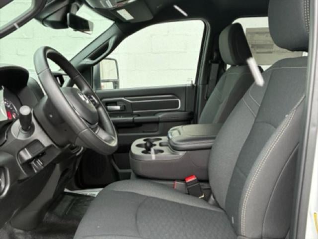 2026 RAM Ram 3500 Chassis Cab RAM 3500 BIG HORN CREW CAB CHASSIS 4X4 60' CA