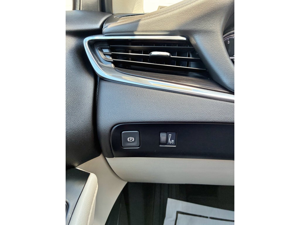 2023 Buick Enclave Essence AWD
