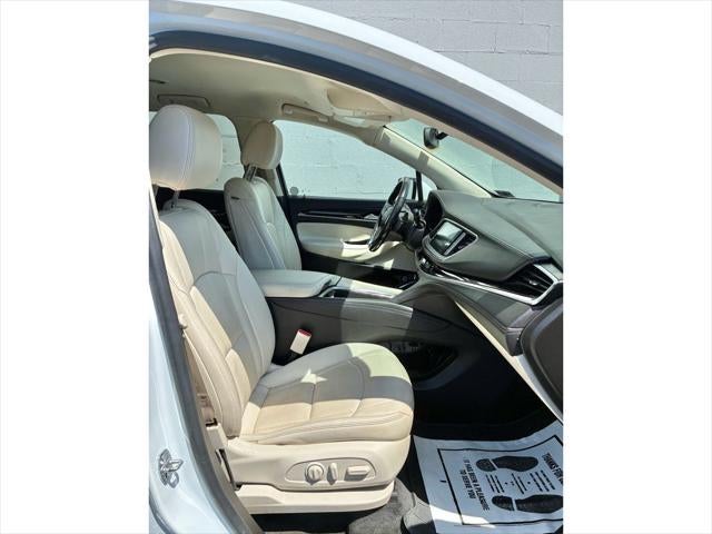 2023 Buick Enclave Essence AWD
