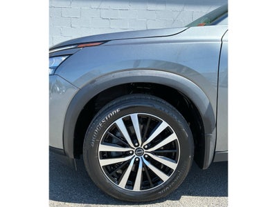 2023 Nissan Pathfinder Platinum 4WD