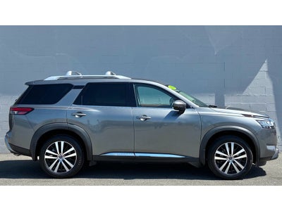 2023 Nissan Pathfinder Platinum 4WD
