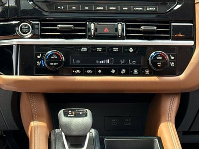 2023 Nissan Pathfinder Platinum 4WD