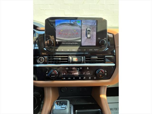 2023 Nissan Pathfinder Platinum 4WD