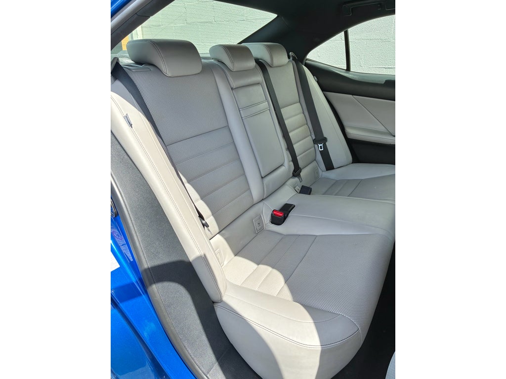 2016 Lexus IS 300 Base