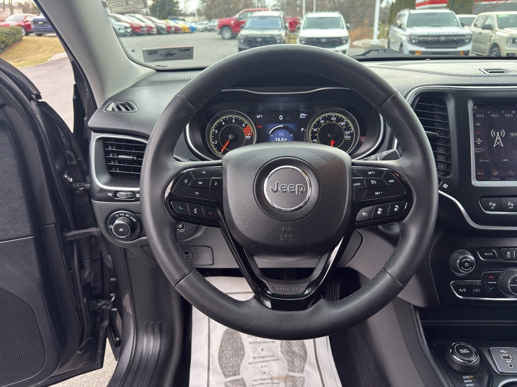 2023 Jeep Cherokee Altitude Lux