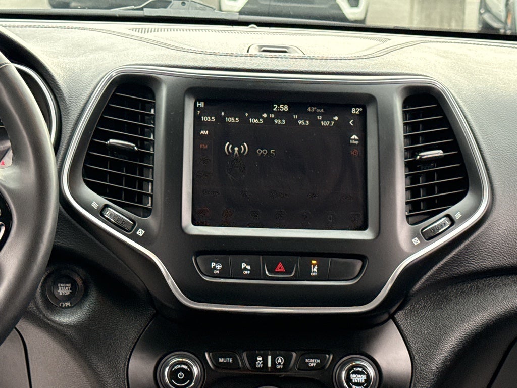 2023 Jeep Cherokee Altitude Lux