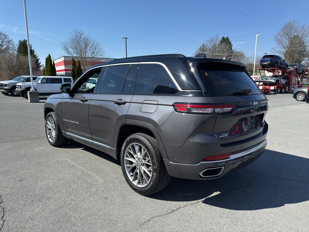 2025 Jeep Grand Cherokee Summit