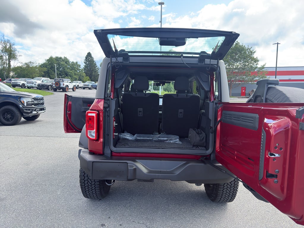 2026 Ford Bronco Base