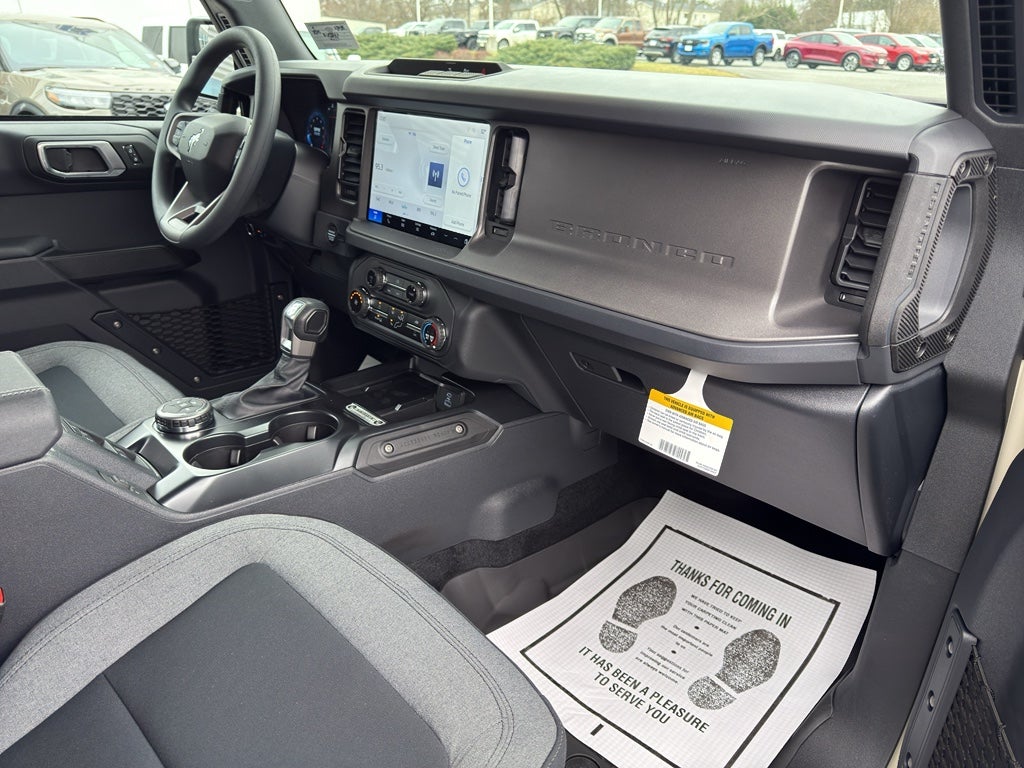 2025 Ford Bronco Base