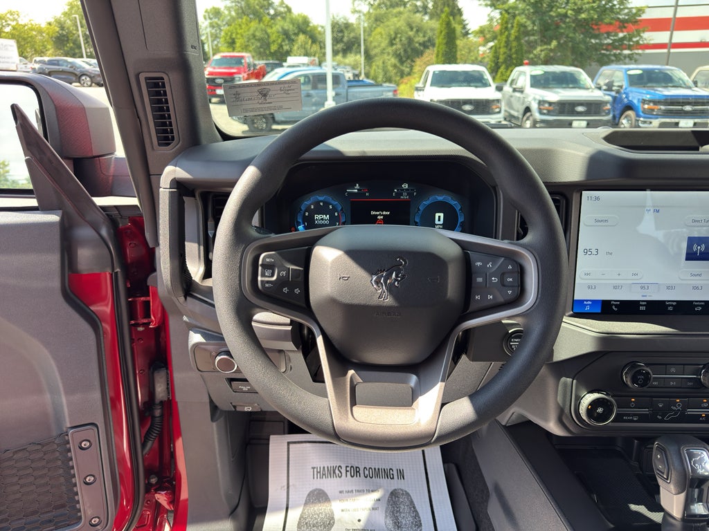 2025 Ford Bronco Base