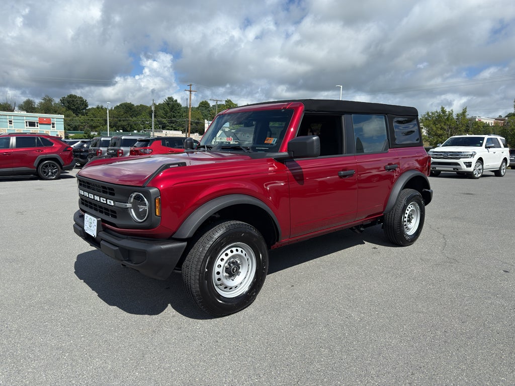 2025 Ford Bronco Base