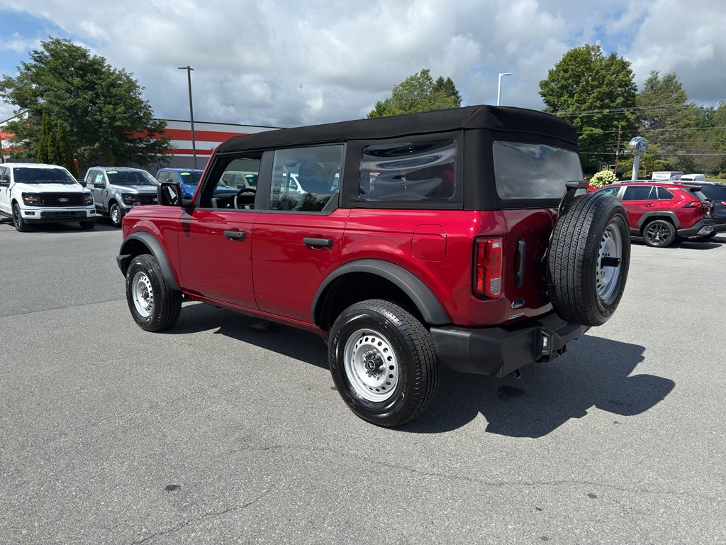 2025 Ford Bronco Base