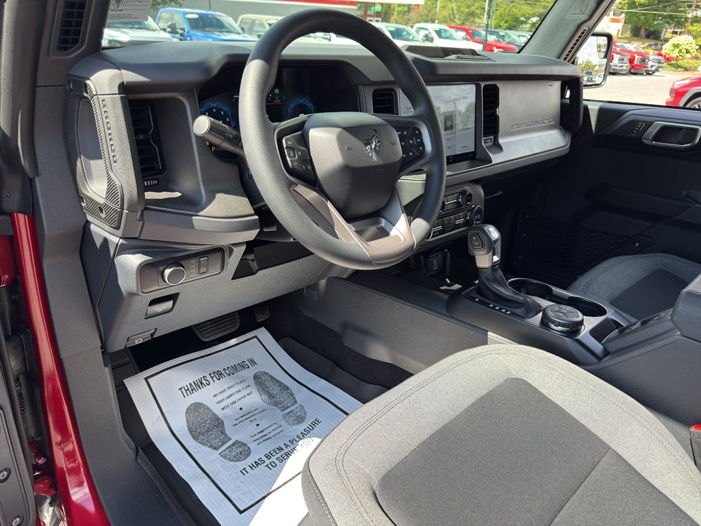 2025 Ford Bronco Base