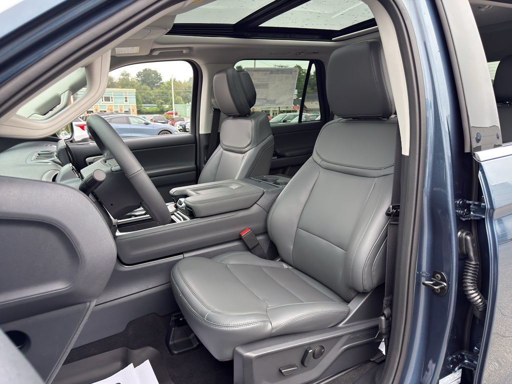 2027 Ford Expedition Active