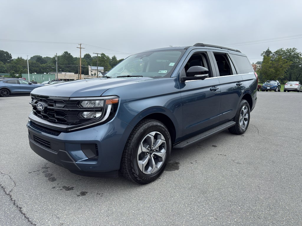 2027 Ford Expedition Active