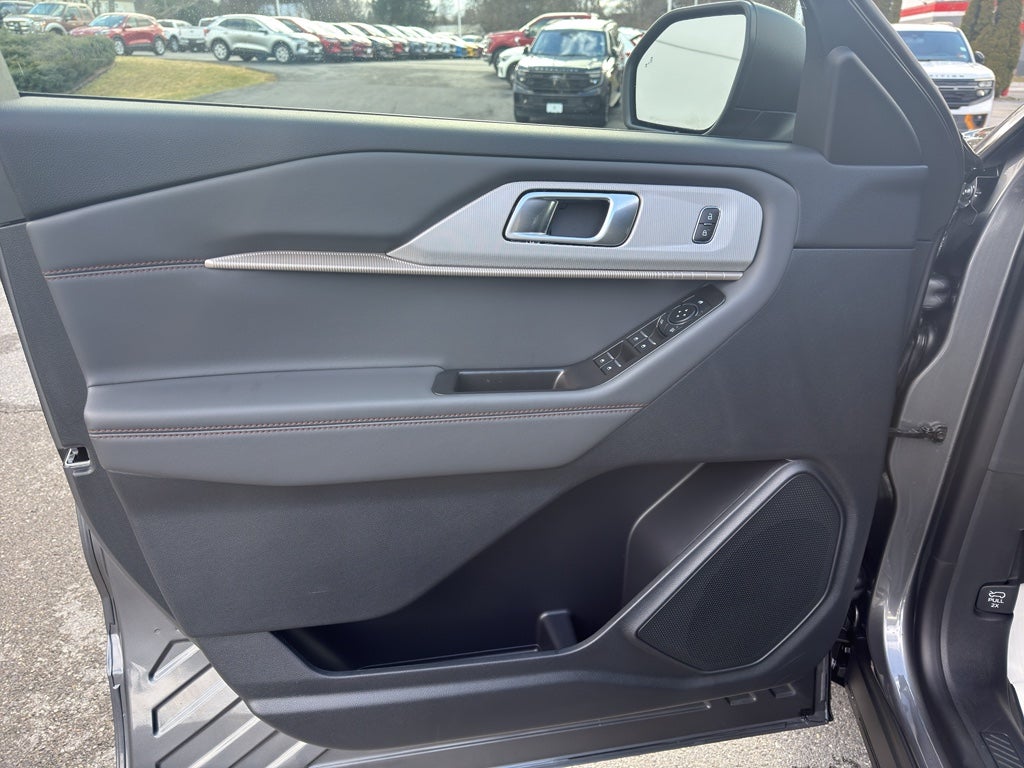 2026 Ford Explorer Active (100A)