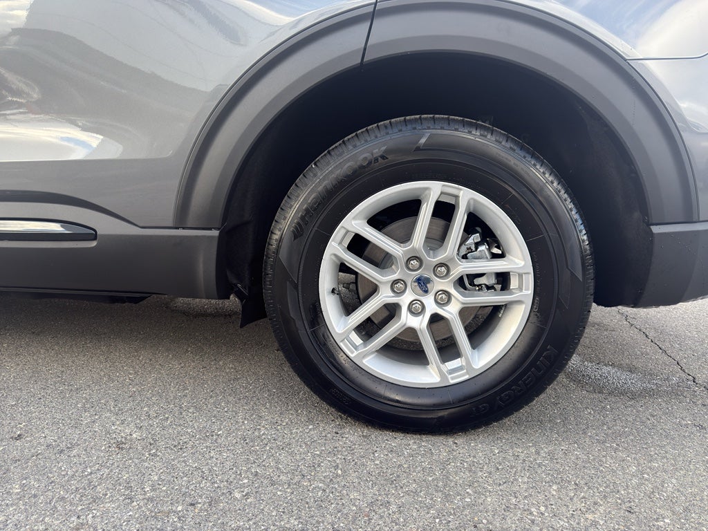 2026 Ford Explorer Active (100A)