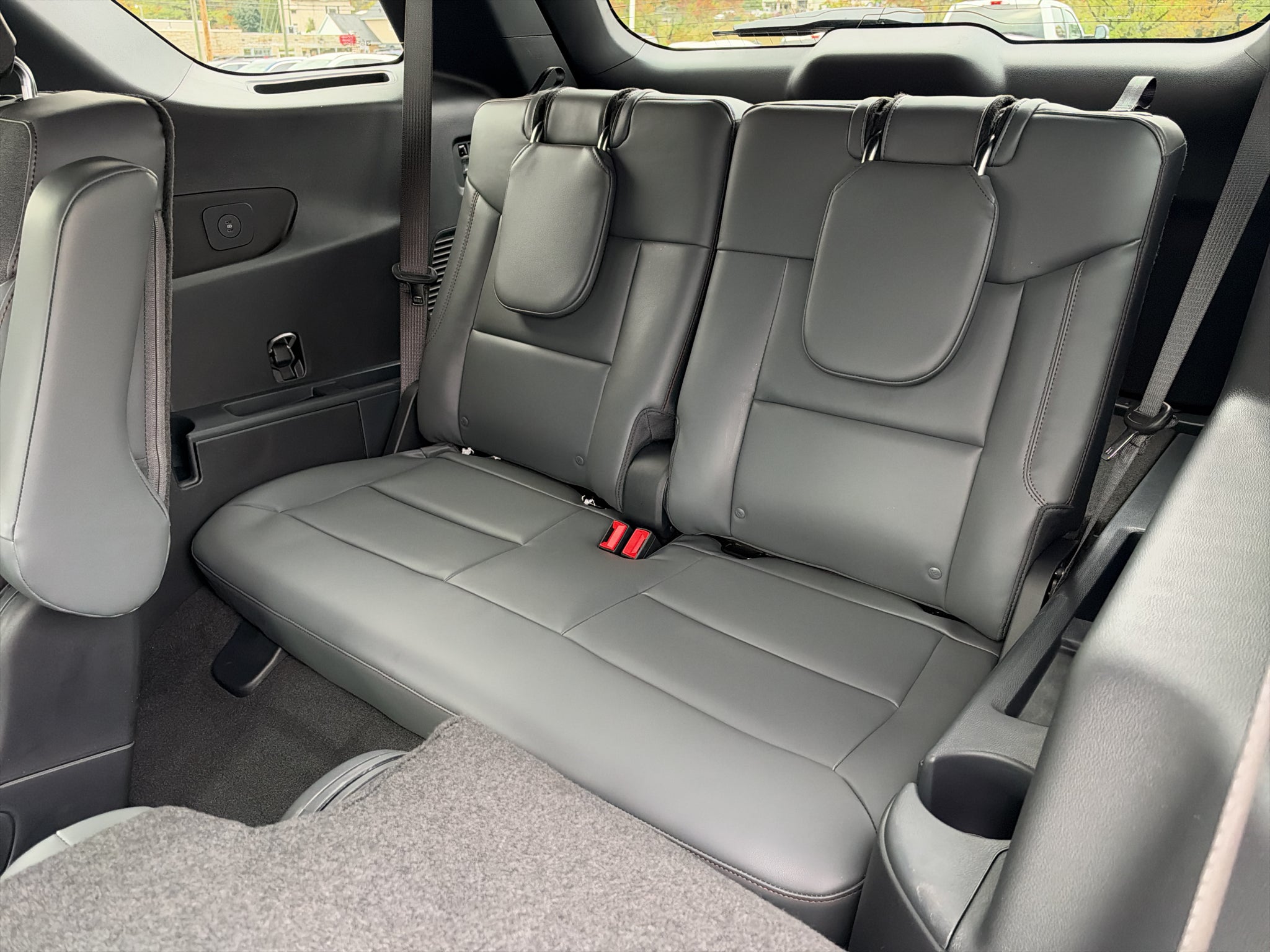 2027 Ford Explorer Active w/200A Pkg