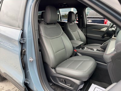 2027 Ford Explorer Active w/200A Pkg