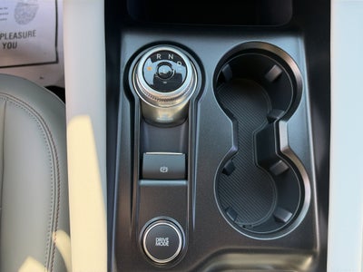 2027 Ford Explorer Active w/200A Pkg