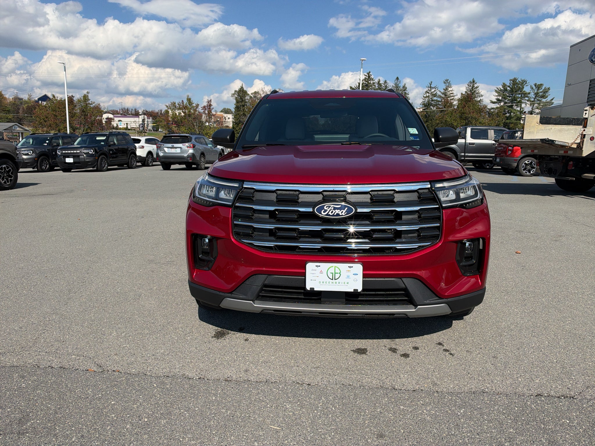 2027 Ford Explorer Active w/200A Pkg
