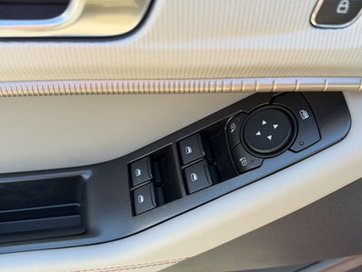 2027 Ford Explorer Active w/200A Pkg