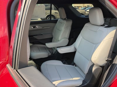 2027 Ford Explorer Active w/200A Pkg