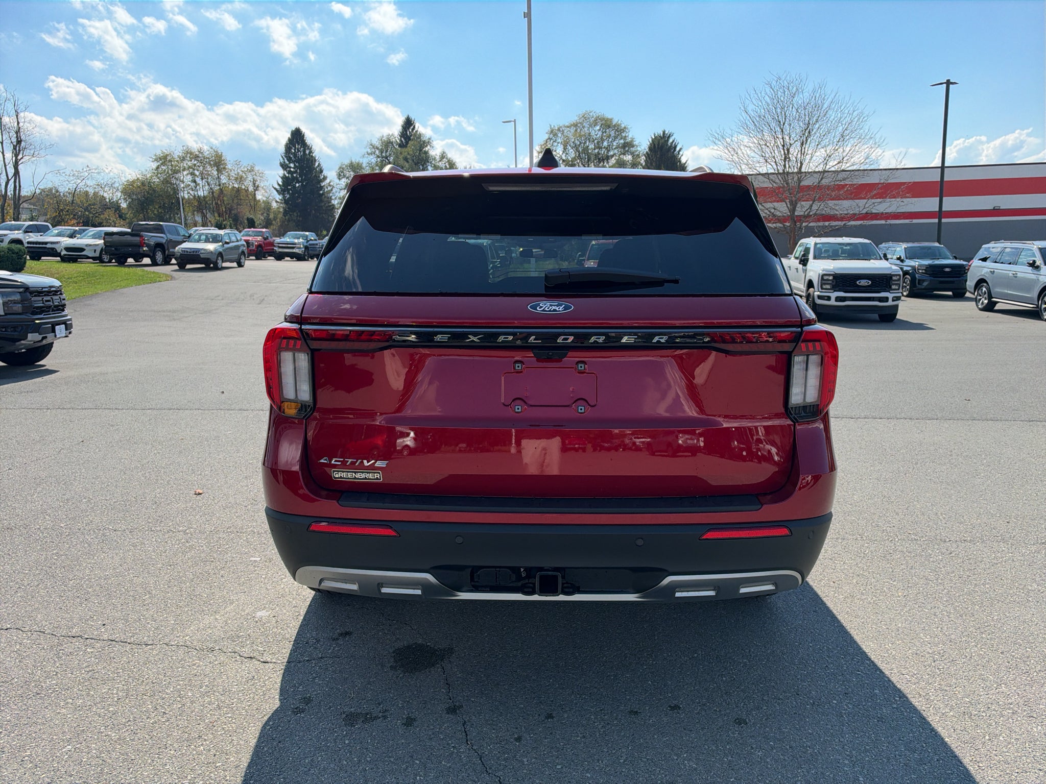 2027 Ford Explorer Active w/200A Pkg