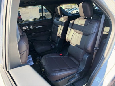 2027 Ford Explorer Platinum