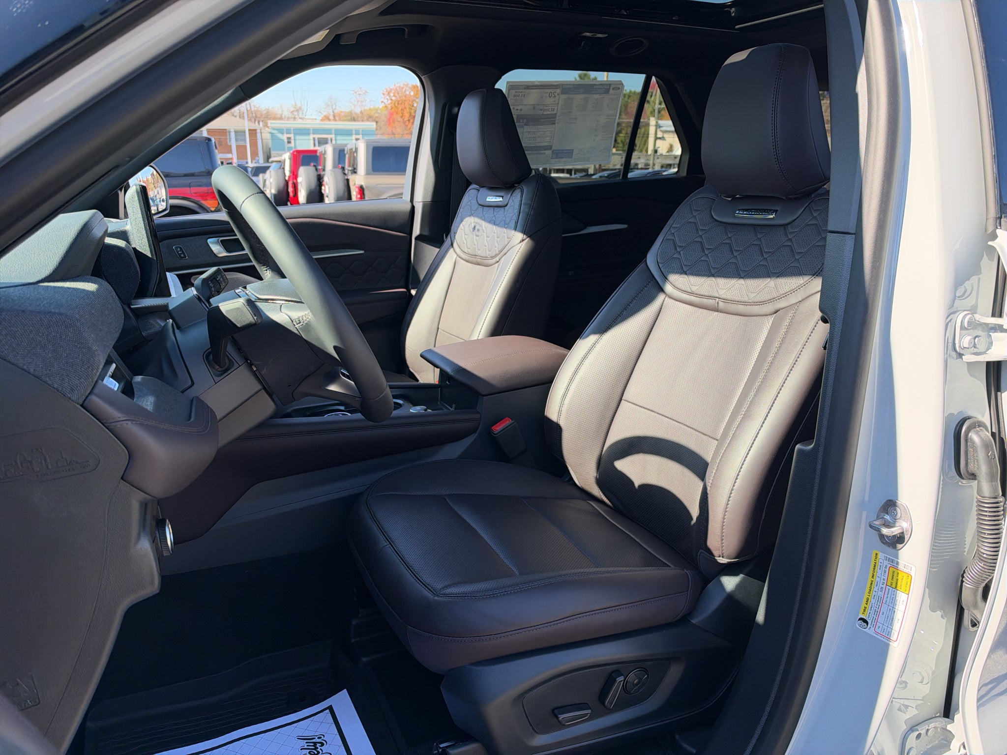 2027 Ford Explorer Platinum