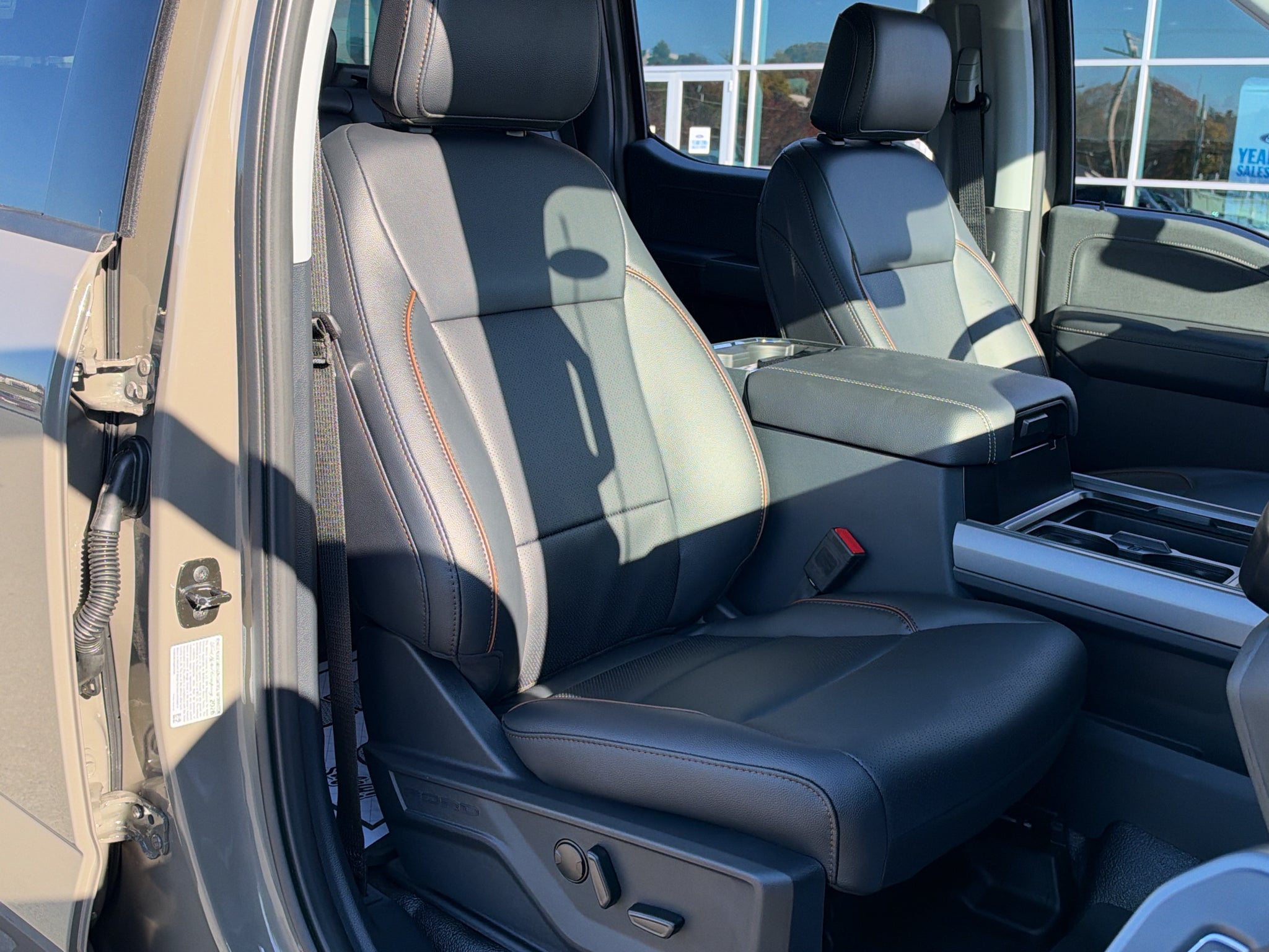 2027 Ford F-250 LARIAT