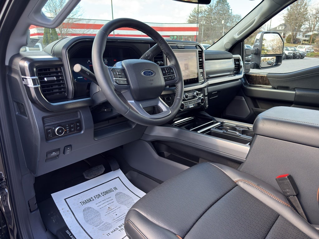 2026 Ford F-350 LARIAT